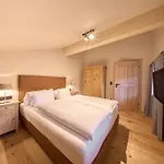 Apartment Oida Knoglerhof *